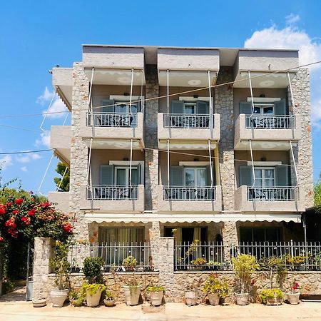 Aloe Luxury Apartments Porto Heli Extérieur photo