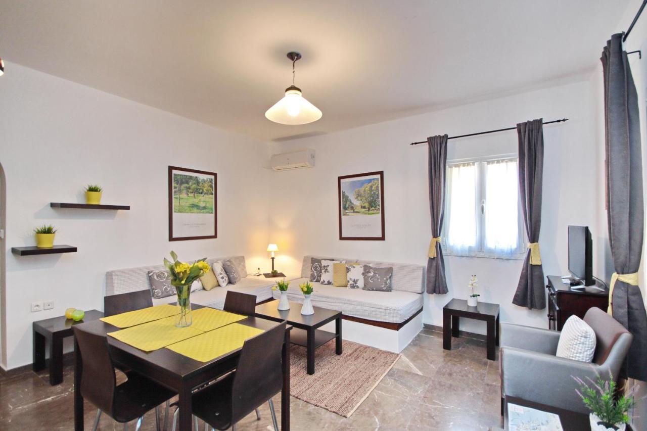 Aloe Luxury Apartments Porto Heli Extérieur photo