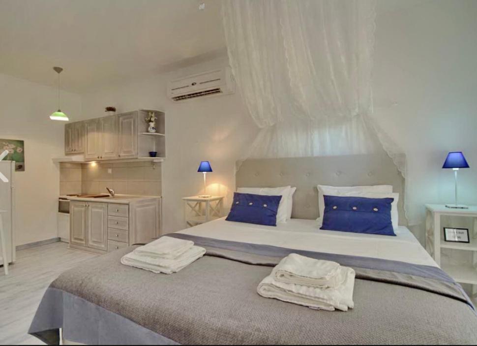 Aloe Luxury Apartments Porto Heli Extérieur photo